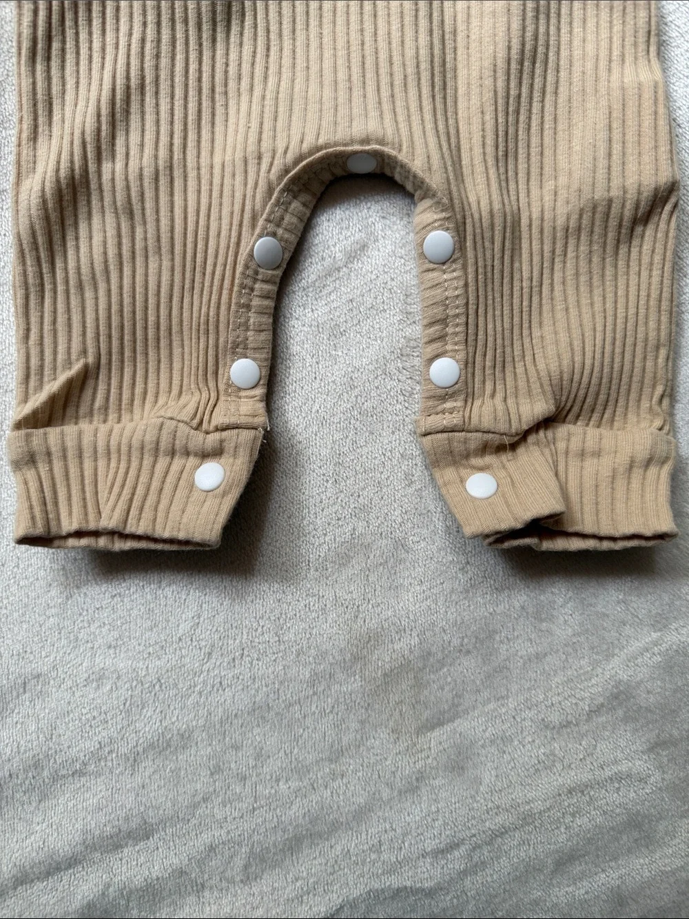 New Tan Baby Onesie Hat and Mitts- Hi I’m New Here